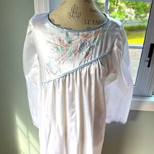 Vintage Natori Neiman Marcus long sleeve long white satin gown nightgown EVC S/M